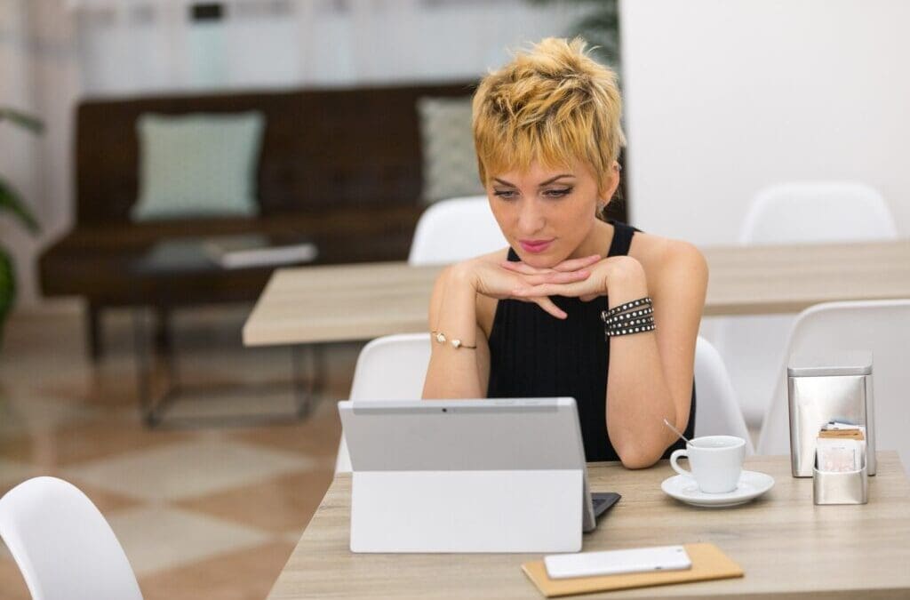 How to Sell on Social Media Like a Pro
